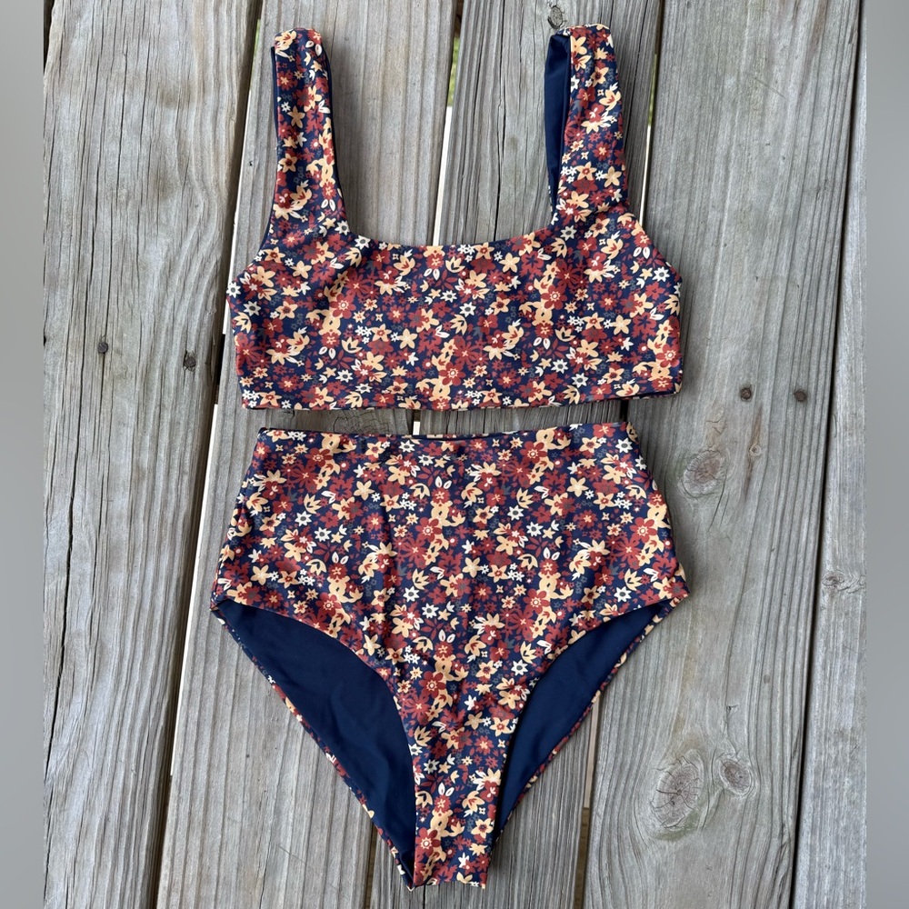 SEPTEMBER Surf Swim - Eden Top and Lucky Bottom